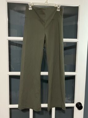 American Eagle Outfitters Dark Olive Flare Leggings